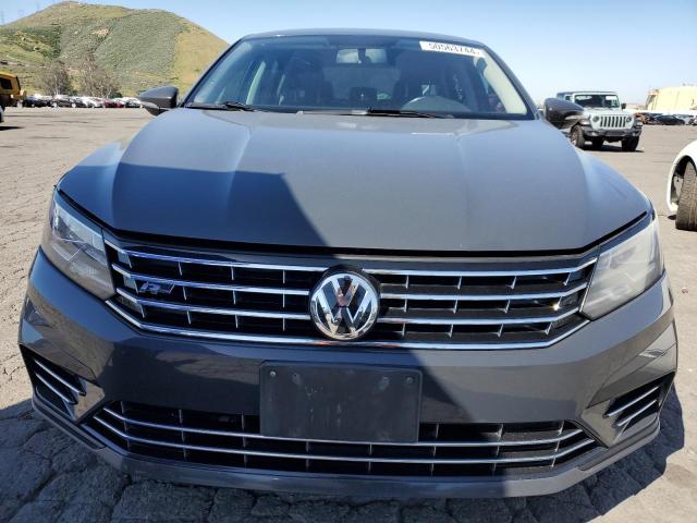 1VWAA7A33JC013745 Volkswagen PASSAT S
