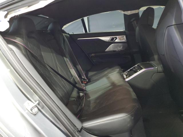 WBSGV0C06RCN16234 BMW M8