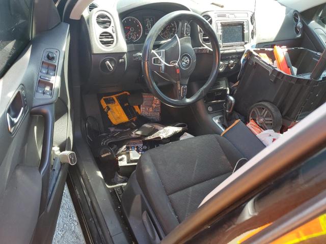 WVGAV7AX0HK049432 Volkswagen TIGUAN S