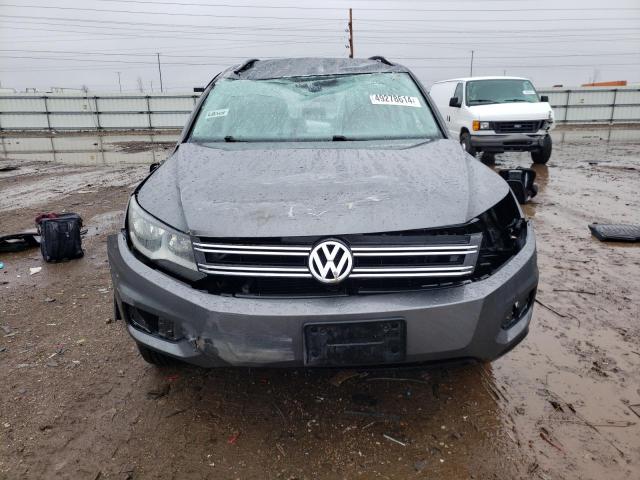 WVGAV7AX3GW614585 Volkswagen TIGUAN S