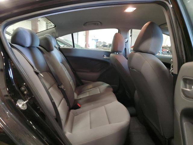 3KPFK4A7XJE231830 KIA FORTE LX