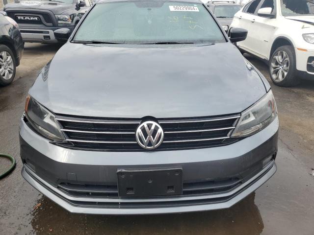 3VWD17AJ2GM330693 Volkswagen Jetta Sport