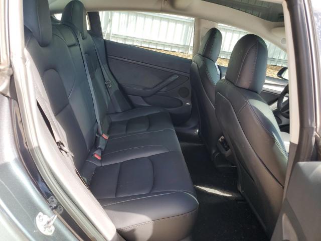 5YJ3E1EB7NF315689 Tesla MODEL 3