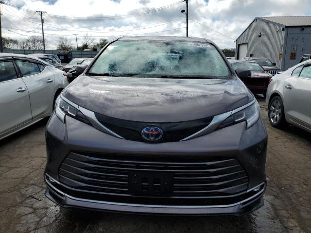 5TDZRKEC6MS011373 Toyota Sienna Limited