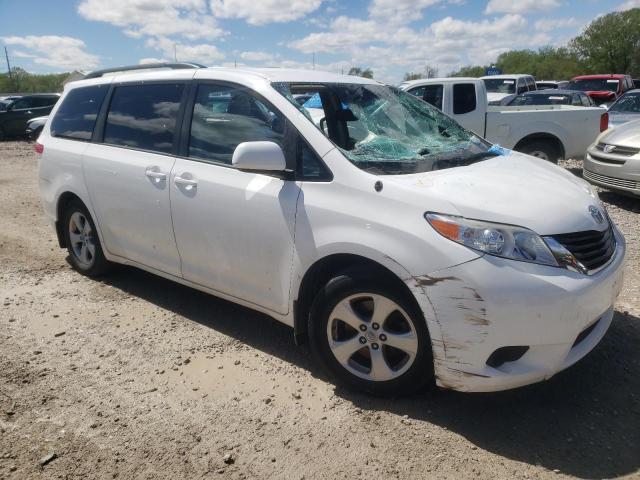 5TDKK3DC0ES510913 Toyota SIENNA LE