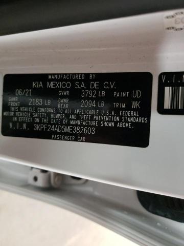 3KPF24AD5ME382603 KIA FORTE FE