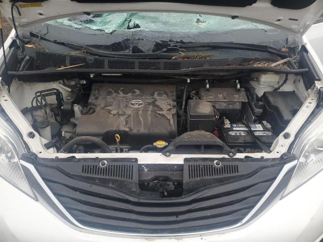 5TDKK3DC0ES510913 Toyota SIENNA LE