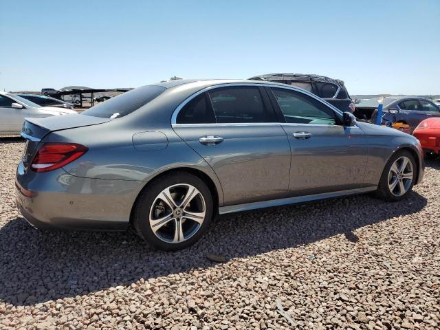 WDDZF4JB3HA256884 Mercedes-Benz E 300