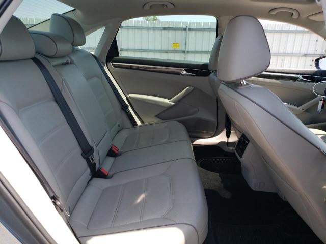 1VWGT7A35HC039830 Volkswagen PASSAT SE