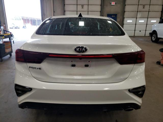 3KPF24AD5ME382603 KIA FORTE FE