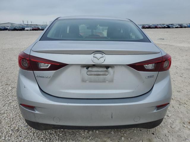 3MZBN1V35JM207885 Mazda 3 TOURING