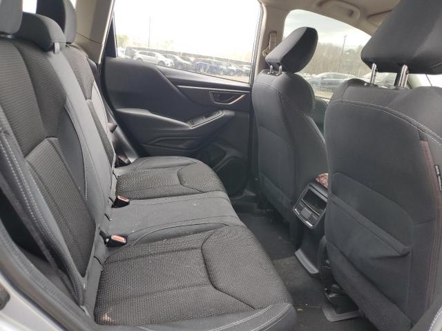 JF2SKACC7KH562546 Subaru Forester