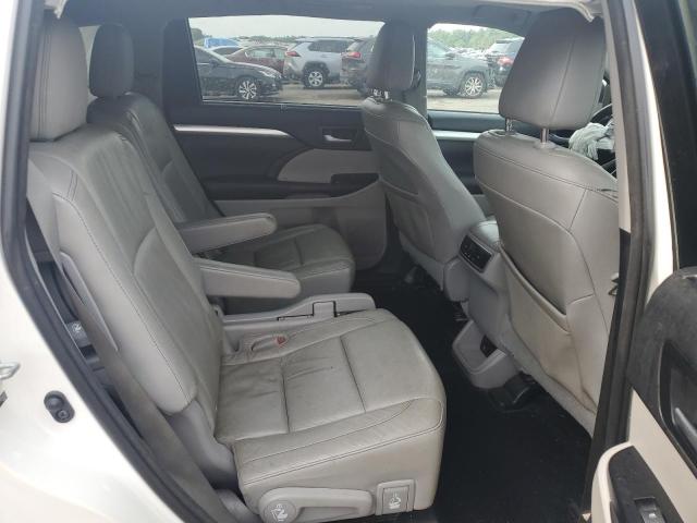 5TDKKRFH7ES024742 Toyota Highlander Xle