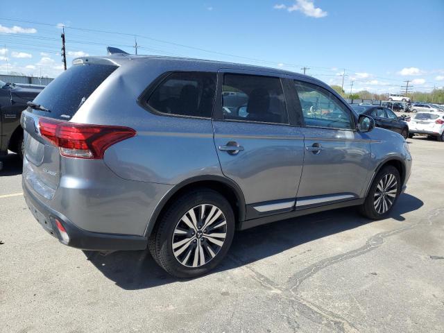 JA4AZ3A39KZ029767 Mitsubishi Outlander Se