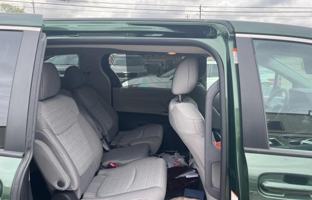 5TDKSKFC3NS062254 Toyota SIENNA LE