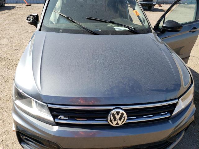 3VV2B7AX0LM121296 Volkswagen TIGUAN SE
