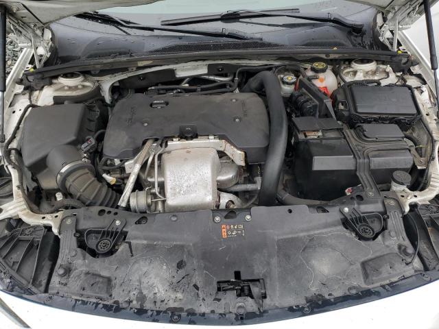 W04GV8SX3K1023224 Buick Regal Tourx Essence