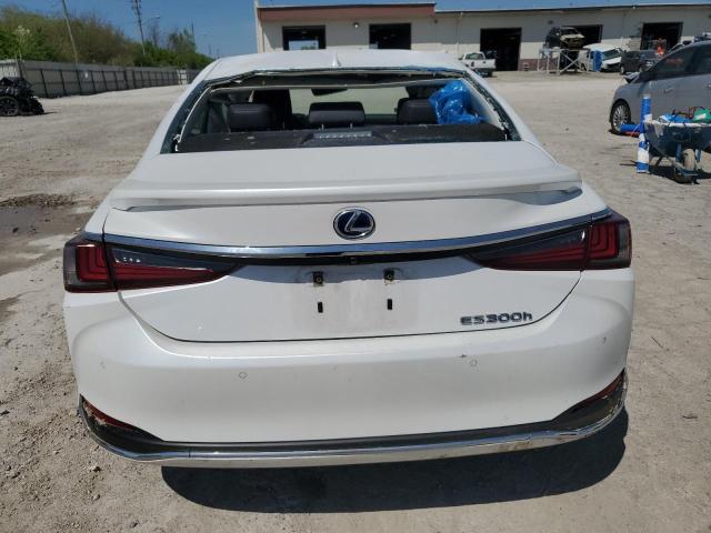 58ADA1C19MU010411 Lexus ES 300H