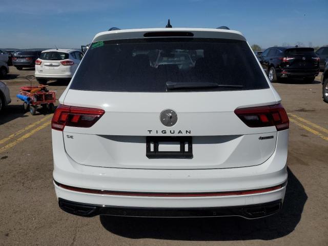 3VV8B7AX3NM093281 Volkswagen Tiguan Se R-line Black
