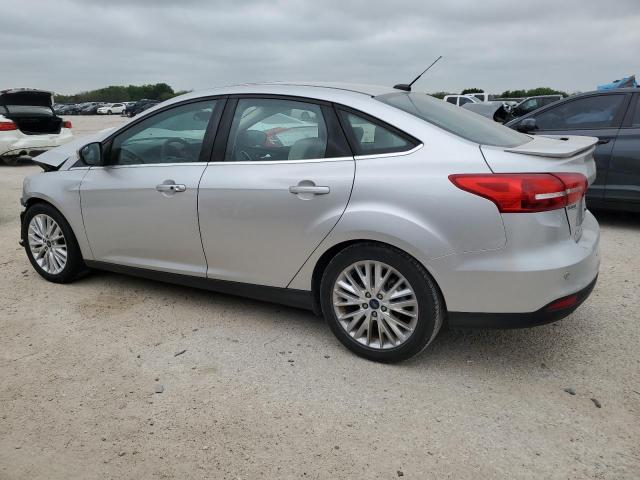 1FADP3J27JL317102 Ford Focus Titanium