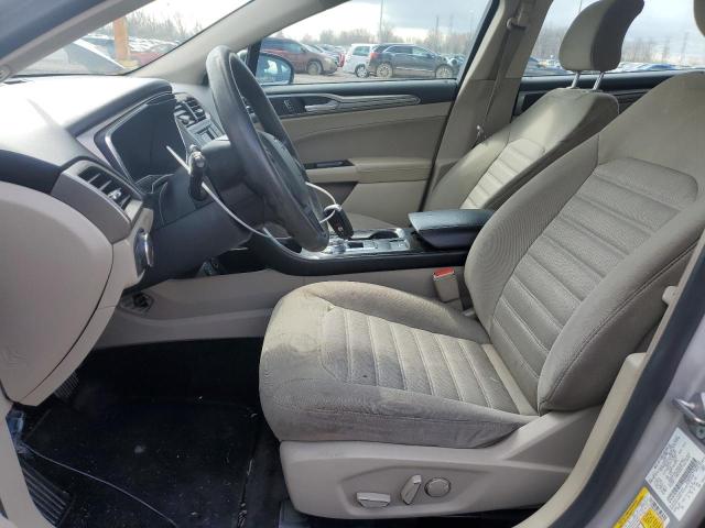 3FA6P0H76HR389333 Ford FUSION SE