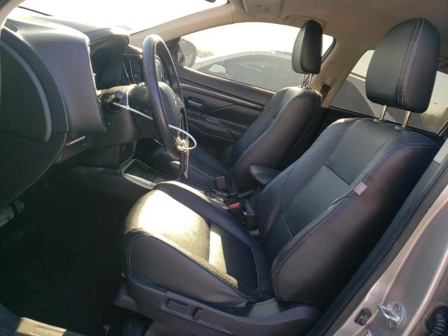 JA4AZ3A36JZ010320 Mitsubishi Outlander Se