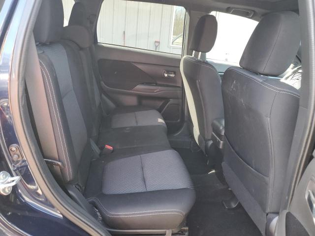 JA4AZ3A35JZ032695 Mitsubishi Outlander Se