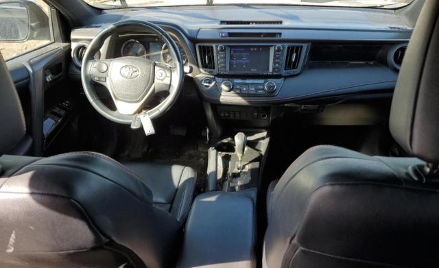 2T3JFREVXGW410452 Toyota RAV4 SE