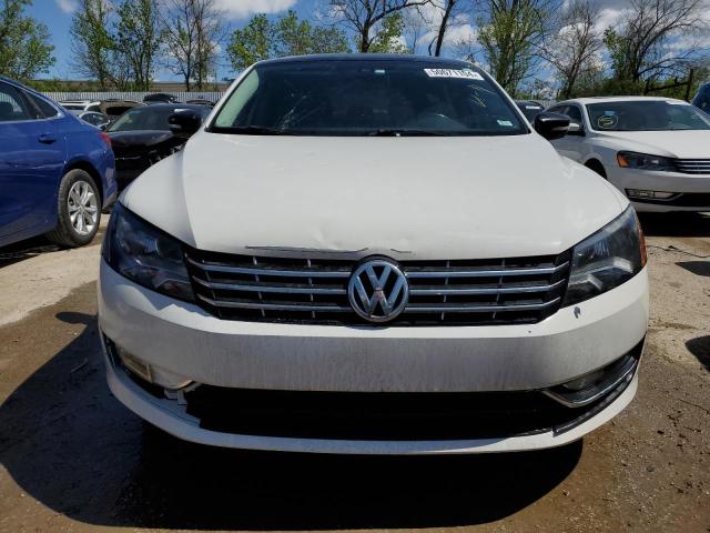 1VWBT7A30EC117064 Volkswagen PASSAT SE