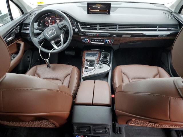 WA1LAAF71JD049040 Audi Q7 Premium Plus