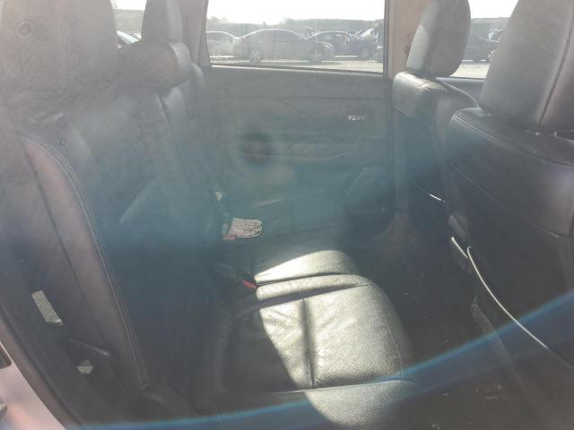 JA4AD3A38GZ054360 Mitsubishi Outlander Se