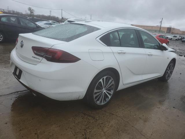 W04GP6SX1K1040831 Buick Regal Essence