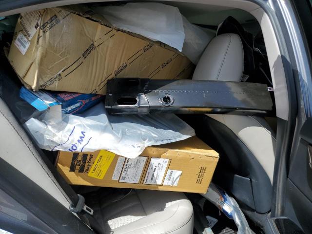 JTHBW1GGXG2118814 Lexus ES 300H