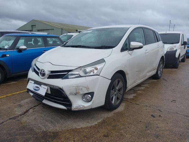Auction sale of the 2014 Toyota Verso Tren, vin: NMTDM26RX0R002437, lot number: 49858724