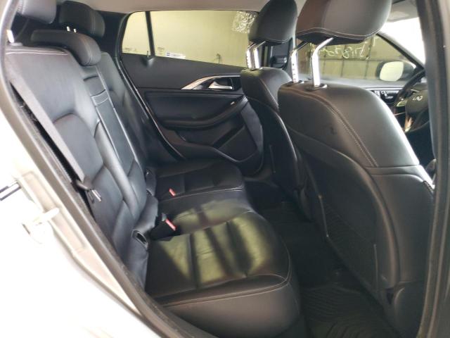 SJKCH5CP6HA038279 Infiniti QX30 BASE