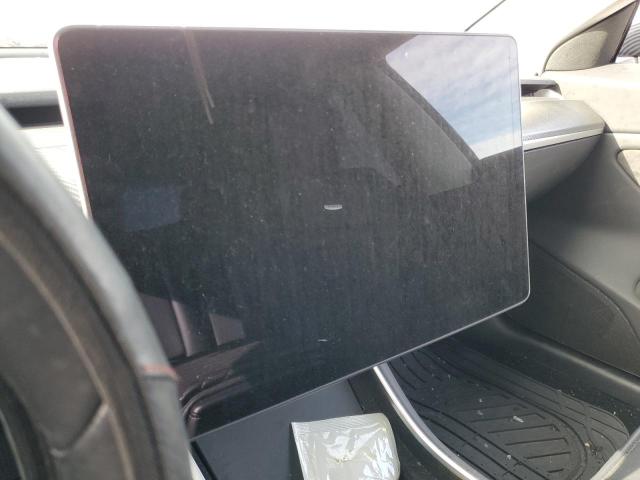 5YJ3E1EAXJF046122 Tesla MODEL 3