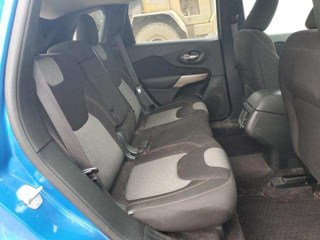 1C4PJMAS7HW644820 Jeep Cherokee Sport