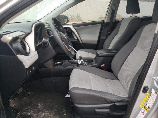 JTMZFREV6FD062129 Toyota RAV4 LE