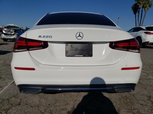 WDD3G4EB9KW032445 Mercedes-Benz A 220