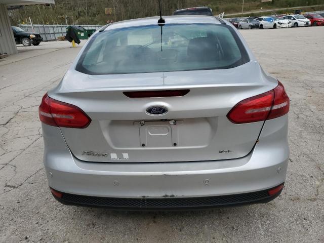 1FADP3H24JL261805 Ford FOCUS SEL