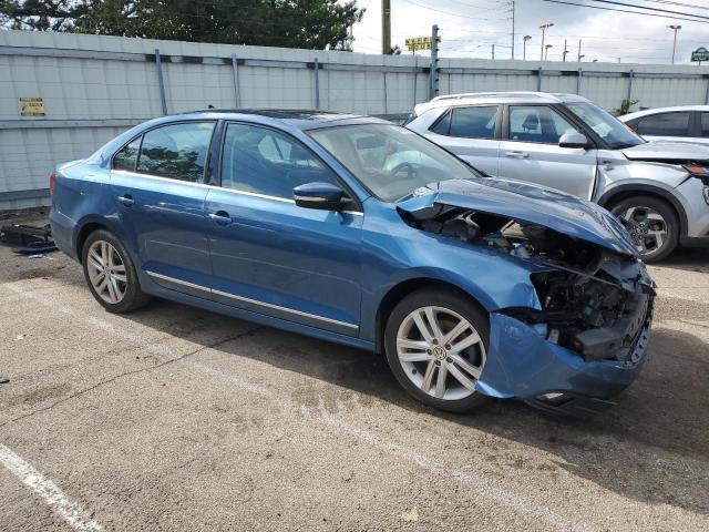 3VWL17AJ3HM375686 Volkswagen JETTA SEL