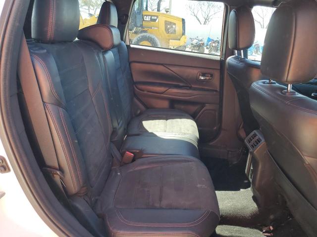 JA4AD3A32LZ046751 Mitsubishi Outlander Se