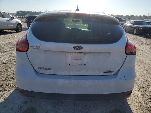 1FADP3K21GL284069 Ford FOCUS SE