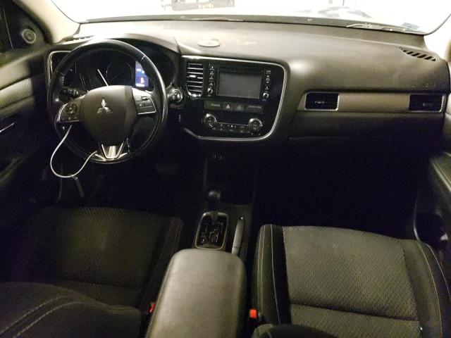 JA4AD3A33GZ020035 Mitsubishi Outlander Se
