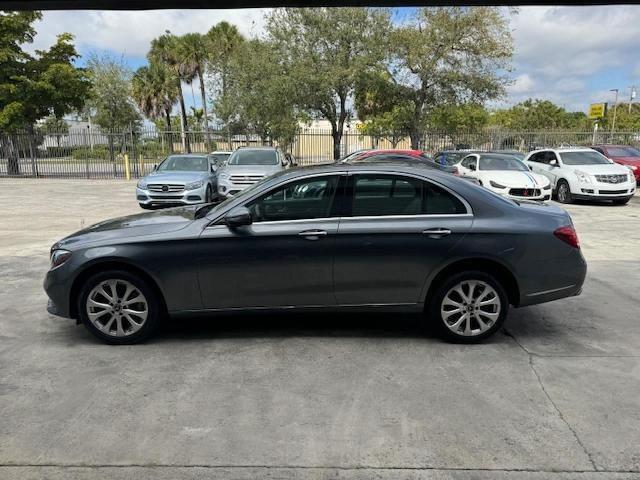WDDZF4KB5KA510570 Mercedes-Benz E 300 4matic