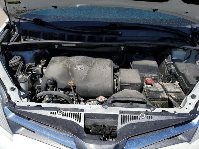 5TDYZ3DC1KS991966 Toyota SIENNA XLE
