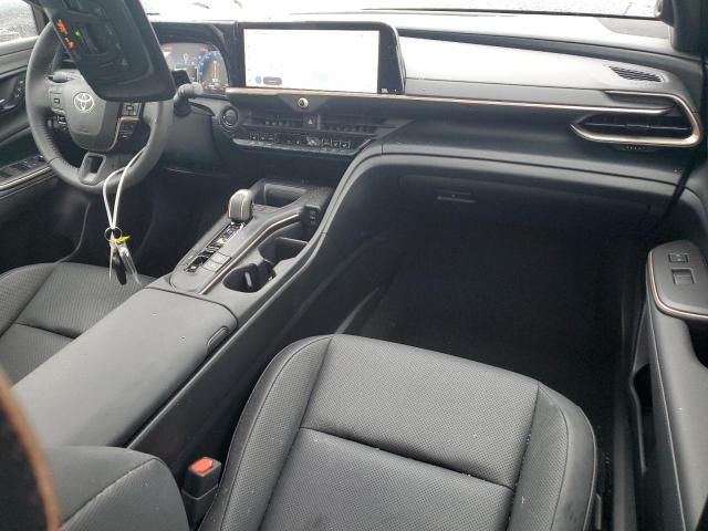 JTDAAAAF3P3003915 Toyota Crown Xle