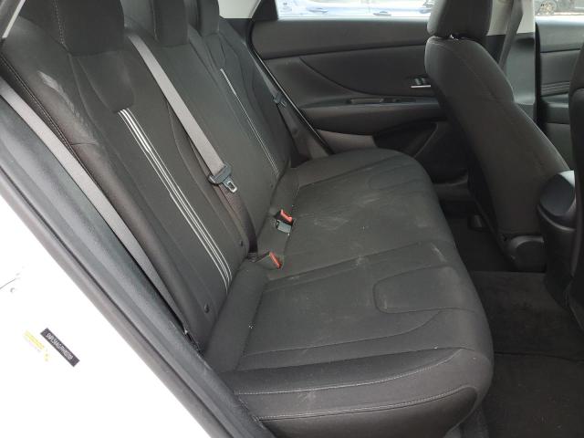 5NPLS4AG7PH102709 Hyundai ELANTRA SEL