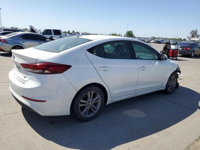 5NPD84LFXHH088393 Hyundai ELANTRA SE