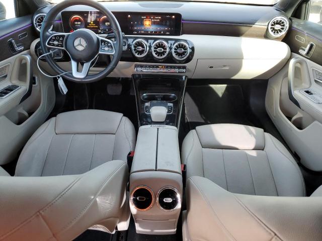 WDD3G4EB1KW034027 Mercedes-Benz A 220